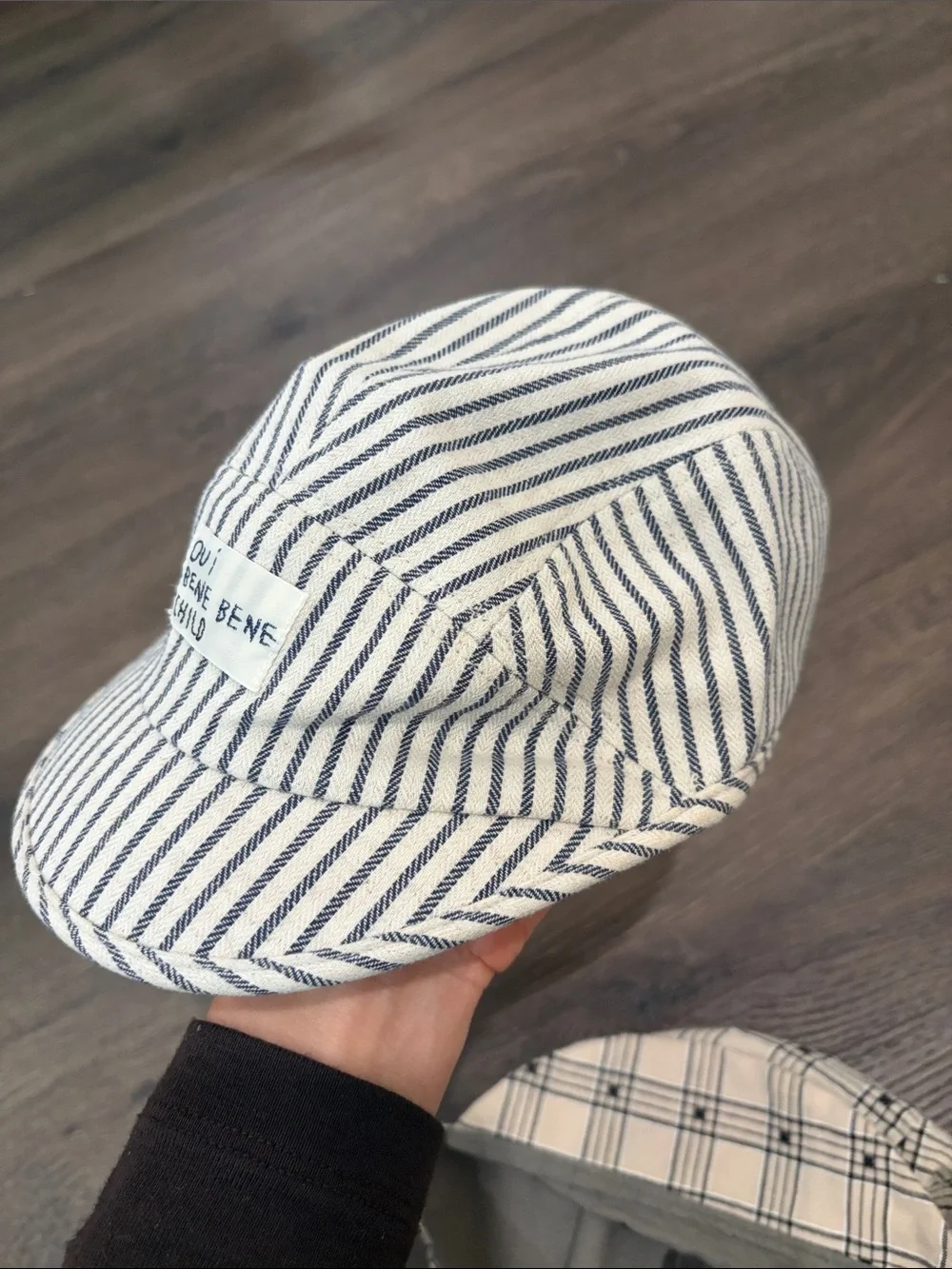 Benebene hats (1-2Y)